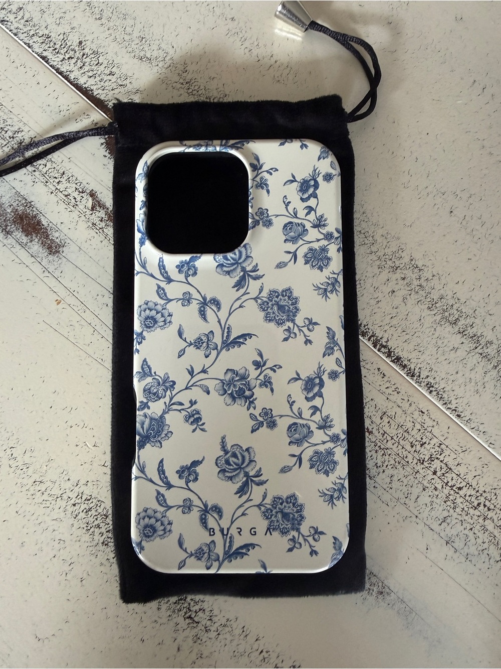 Blue Floral Phone Case iPhone 16 pro max - Burga